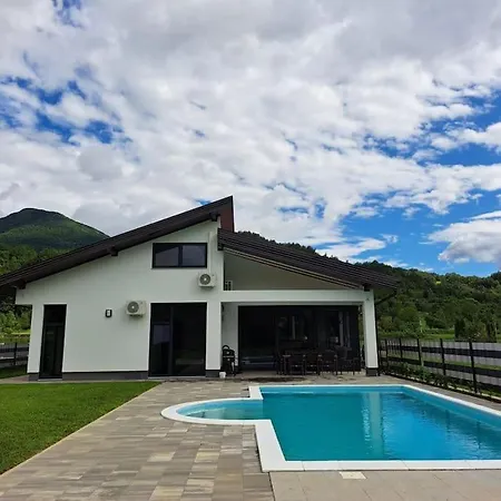 Selma's Vila Racic